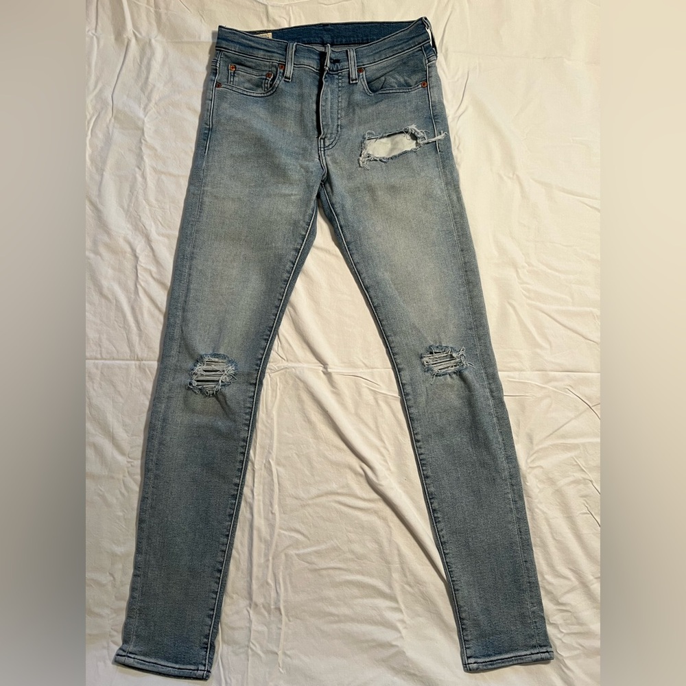 Levi’s Skinny Taper - 30X32 Distressed Light Blue Jeans